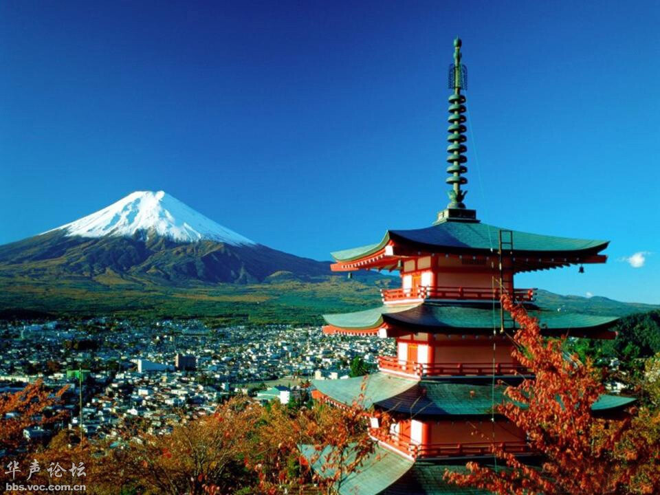 日本远眺富士山