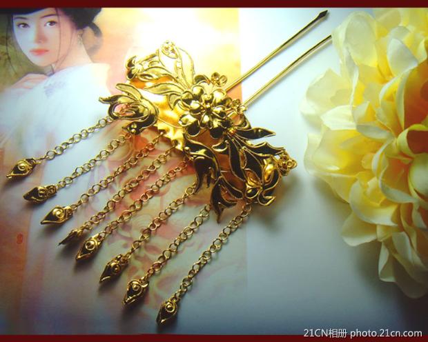 华丽丽的掐丝金簪