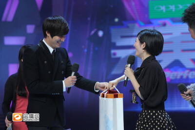 快乐大本营，敏镐xi~~~~