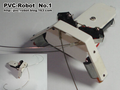 PVCBOT【1号】疯狂的小强——避障机器人 详见：http://blog.163.com/pvc_robot/blog/static/1752764322010112081412610/