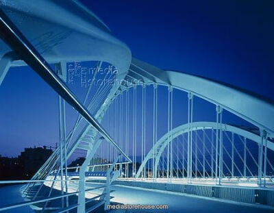 Bac de Roda Bridge La Sagrera, Barcelona, 1987. Road and footbridge at night Santiago Calatrava