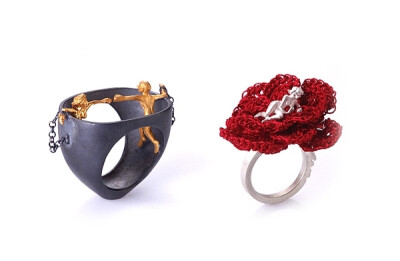  戒指。喜欢这样的特立独行。