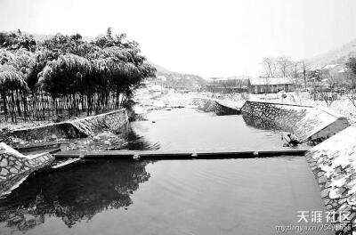 鄉(xiāng)村雪景