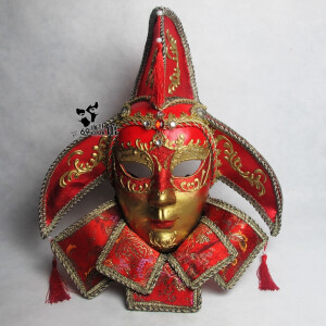 红色武士，威尼斯面具
