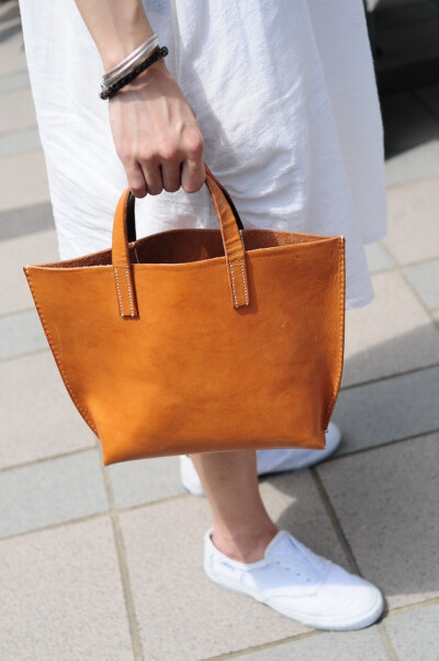 Hand Stitched Light Brown Leather Handbag