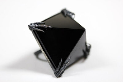 The Obsidian Tomb Ring