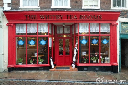 英格兰约克郡的一家茶室“The Whitby Tea Rooms”