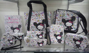 ２月10日 tokidoki for Hello Kitty が入荷しました！: