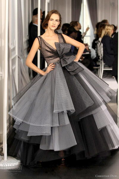 Christian Dior 婚纱礼服设计作品欣赏