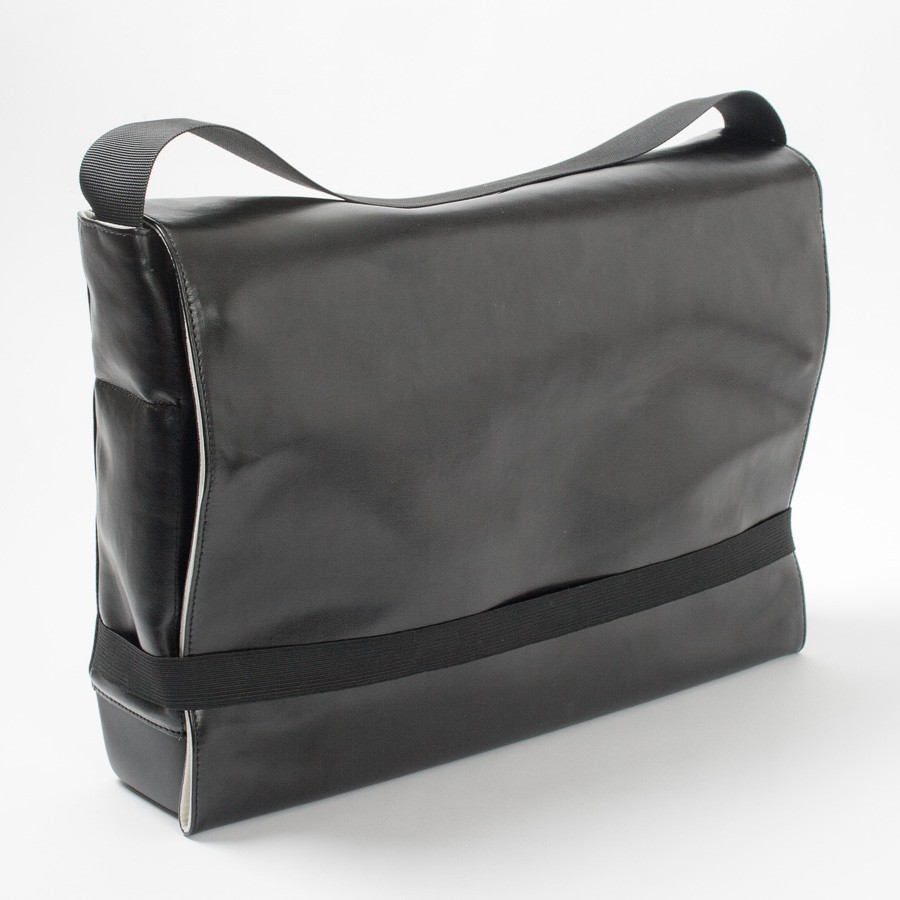 moleskine message bag