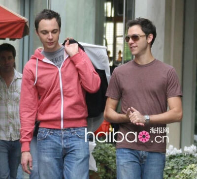 吉姆 帕森斯 (Jim Parsons) 与Todd Spiewak 情侣街拍