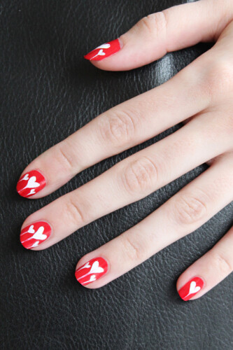 Girly Hearts Nail