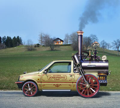 国外牛人自己改造的蒸汽朋克小车，不过看起来好像排放不达标的样子。。