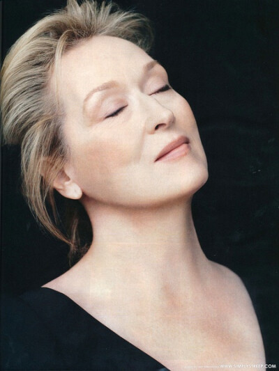 梅丽尔·斯特里普 Meryl Streep.2012年 第84届 奥斯卡(美国电影学院奖) 最佳女主角.年輕時的美與此刻的美是沒法對比的.&lt;鐵娘子&gt;