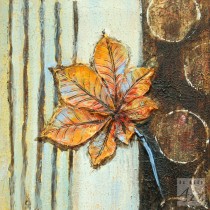 泛指秋令变红的其他植物的叶子，诗文中常用以形容秋色。