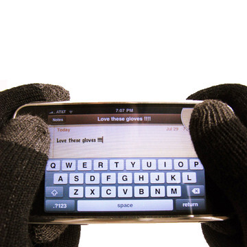 Innovative Touchscreen Gloves