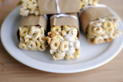 marshmallowy cereal bars