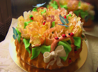 tulip cake