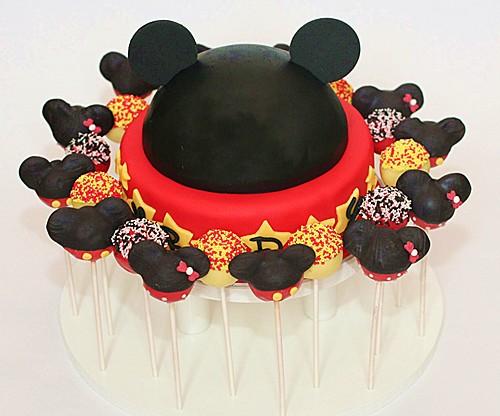 mickey cake and pops