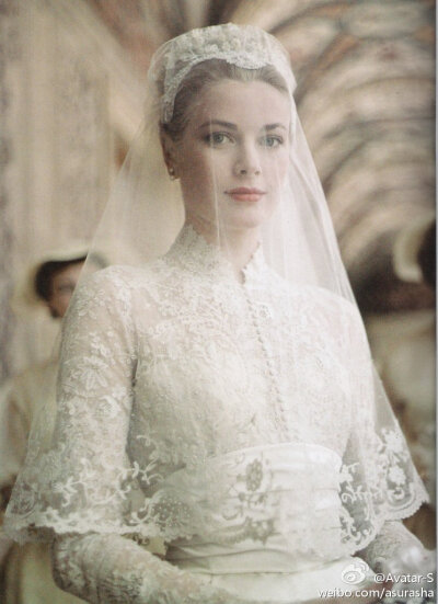 Princess Grace Kelly ... the bride in every man's dream and every little girl's fairy tale.