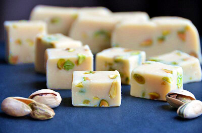 Bailey's Irish Cream and Pistachio Fudge