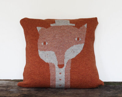 Fox soft knitted pillow