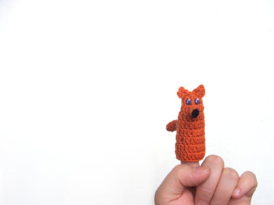FOX finger puppet