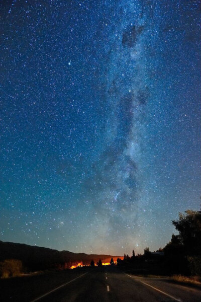 那年夏天，最灿烂。最寂寞的星空