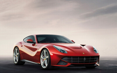 2013款法拉利F12 berlinetta