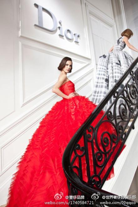 Christian Dior Spring 2012,那一抹震撼人心的红