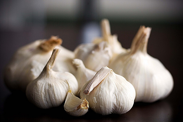 garlic 大蒜;蒜头