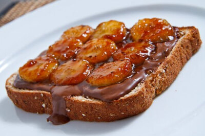 Nutella and caramelized banana sandwich