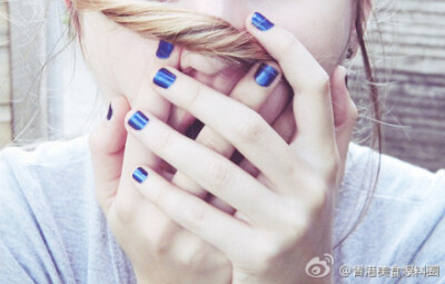 宝蓝的