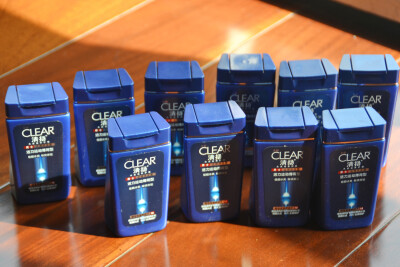 刚入手了10小瓶，超级可爱的说有木有~\(≧▽≦)/~，~！！