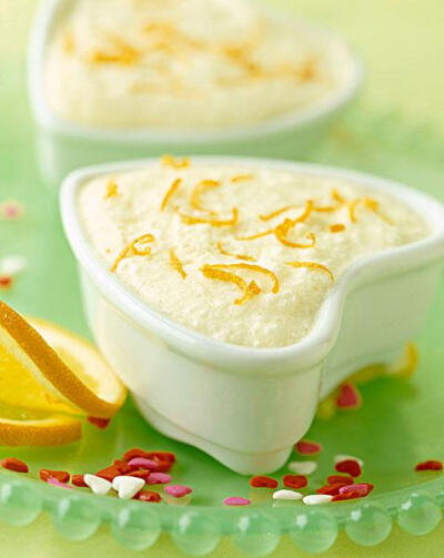 individual orange mousse hearts