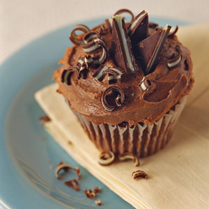 Chocolate cupcake with oreo filling