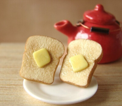 Toast Earrings