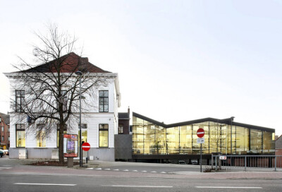 Bank Office / Dierendonck blancke Architecten © Filip Dujardin