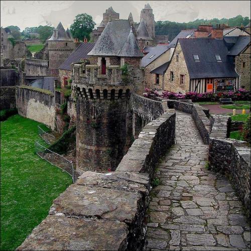 Castle Ramparts, Fougeres, France photo via connie