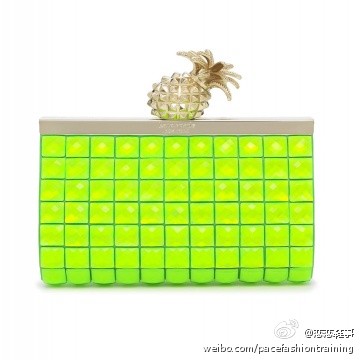 Kate Spade 的荧光绿手包