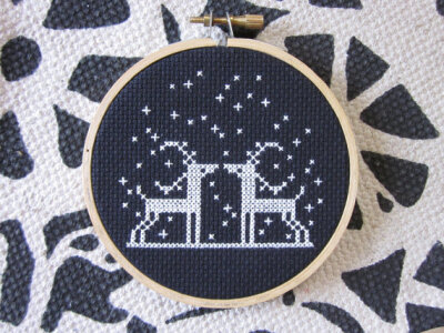 do-it-yourself kit - deer in the night cross stitch - to be framed in the included 4 inch wooden embroidery hoop