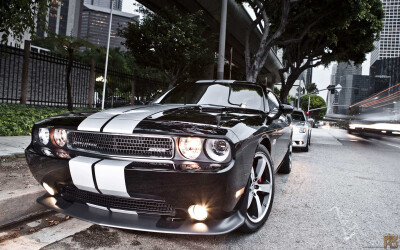 道奇Dodge Challenger SRT8 392