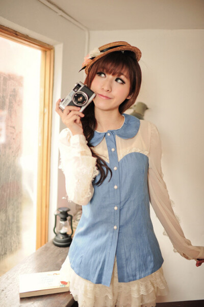 雪纺拼接甜美衬衫 http://item.taobao.com/item.htm?id=14693315287 #br#珍珠纱裙 http://item.taobao.com/item.htm?id=14058462638