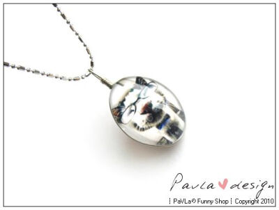 「PaVLa.NecKLaCe」戴眼睛的酷猫