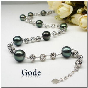 沧海月明珠有泪