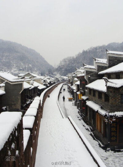 一座古迹的冬天——凤凰城雪景