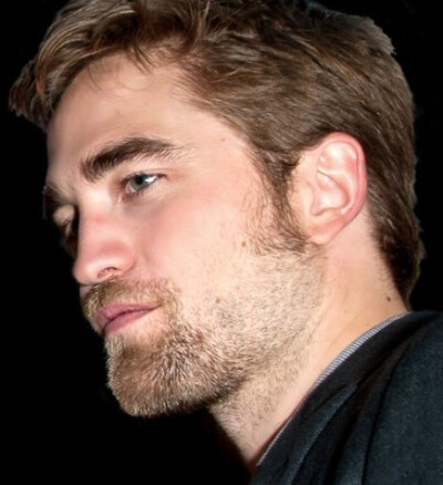 Robert Pattinson