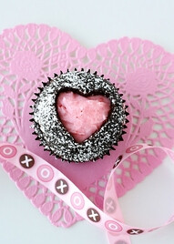 valentine cut out heart cupcakes