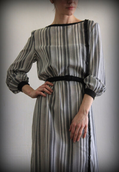 Vintage Striped Dress . Asymmetrical Button Down . Daydress . 1980s