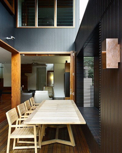 Browne Street House 2 The Browne Street House by Shaun Lockyer Architects